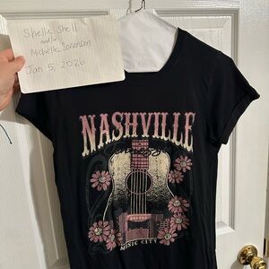 Nashville Graphic T-Shirt. - Willow boutique
